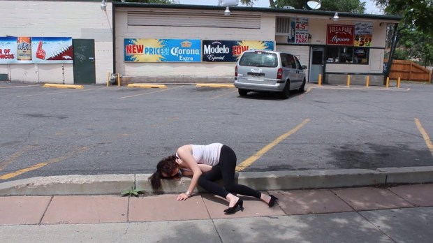 drunk-girl-fail-funny-moments-pics-images-6